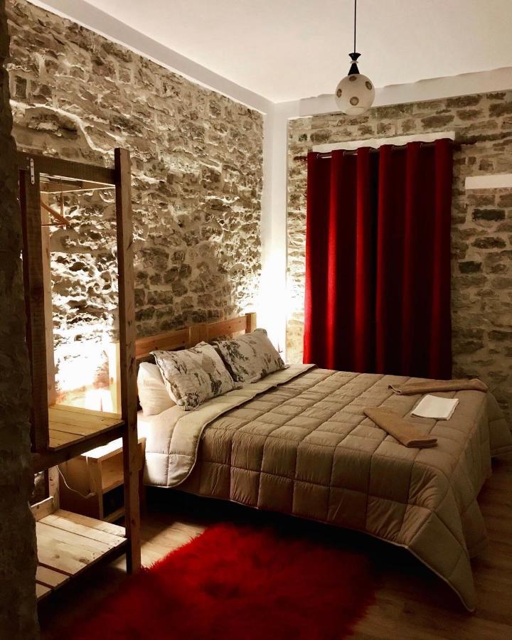 Vila Eri Gjirokastër Exterior foto