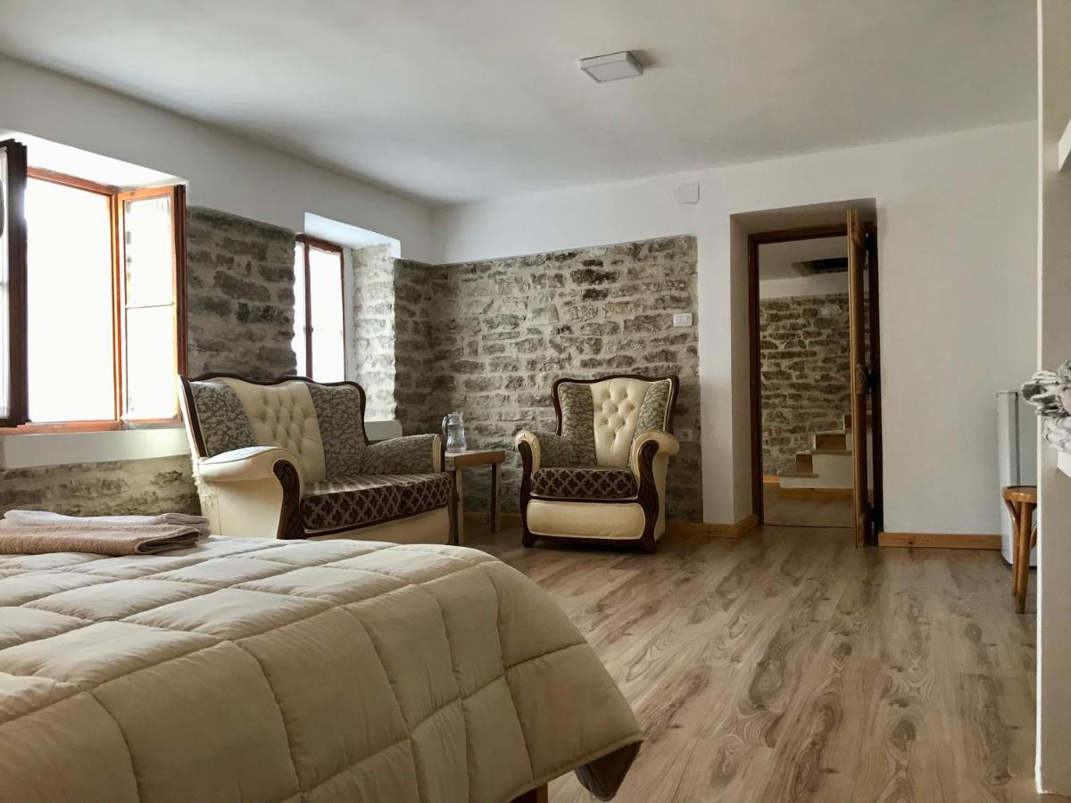Vila Eri Gjirokastër Exterior foto