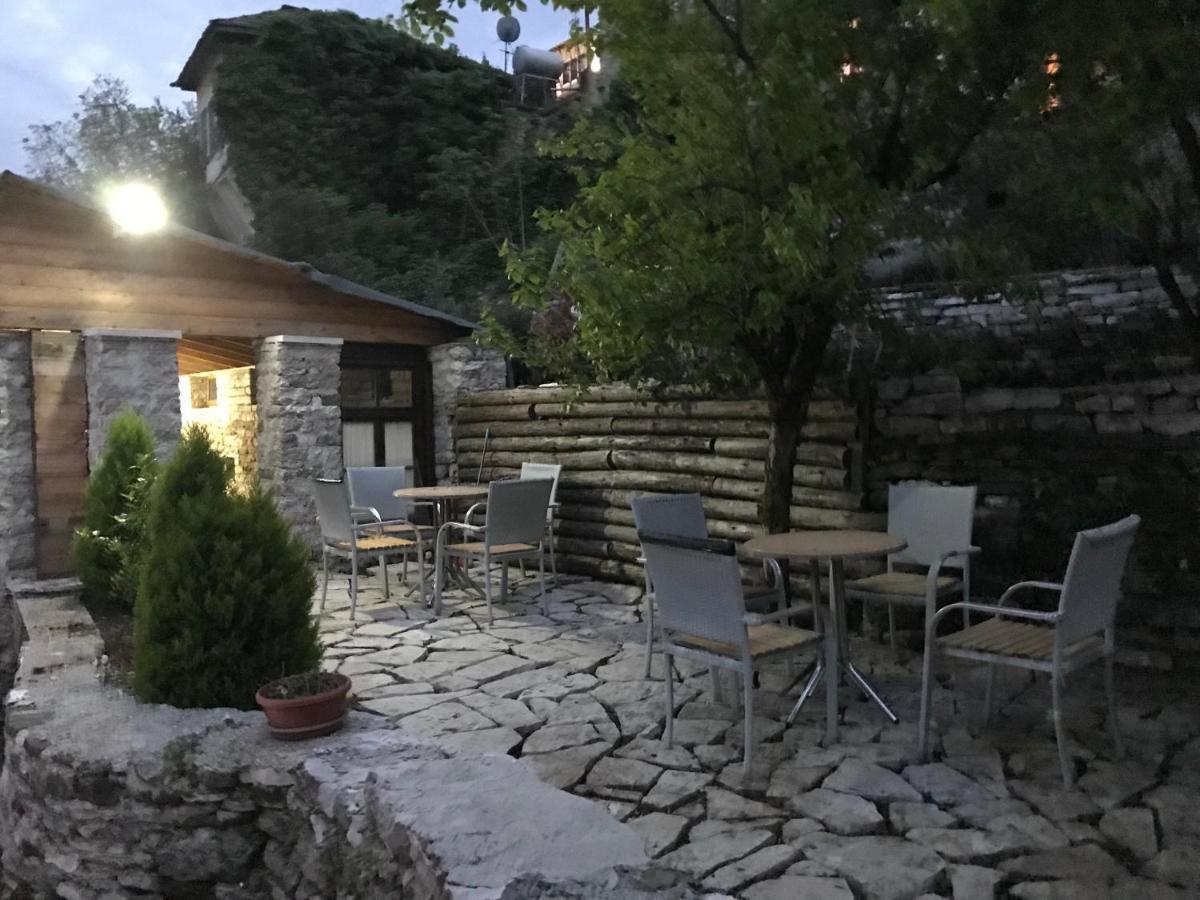 Vila Eri Gjirokastër Exterior foto