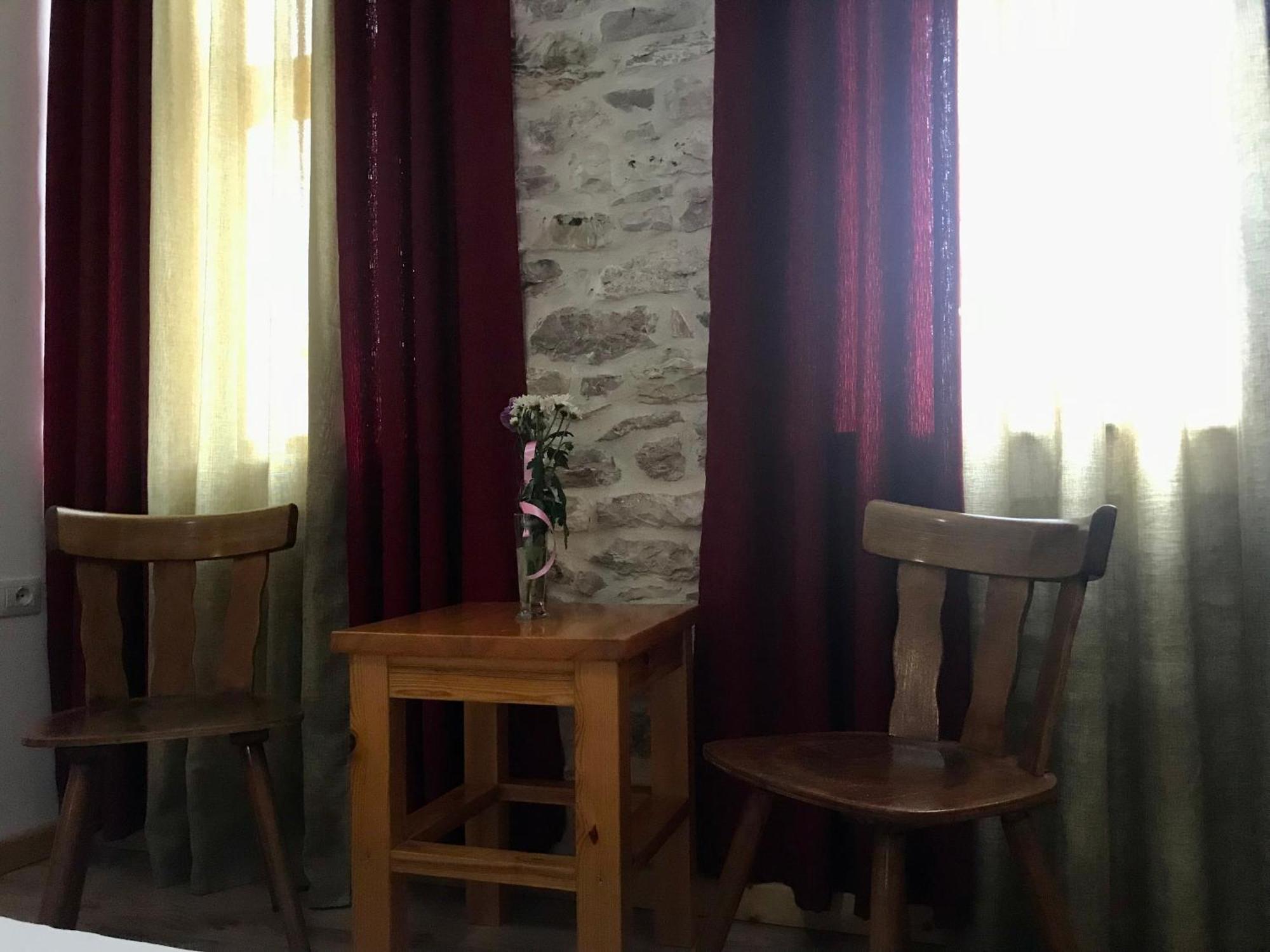 Vila Eri Gjirokastër Exterior foto