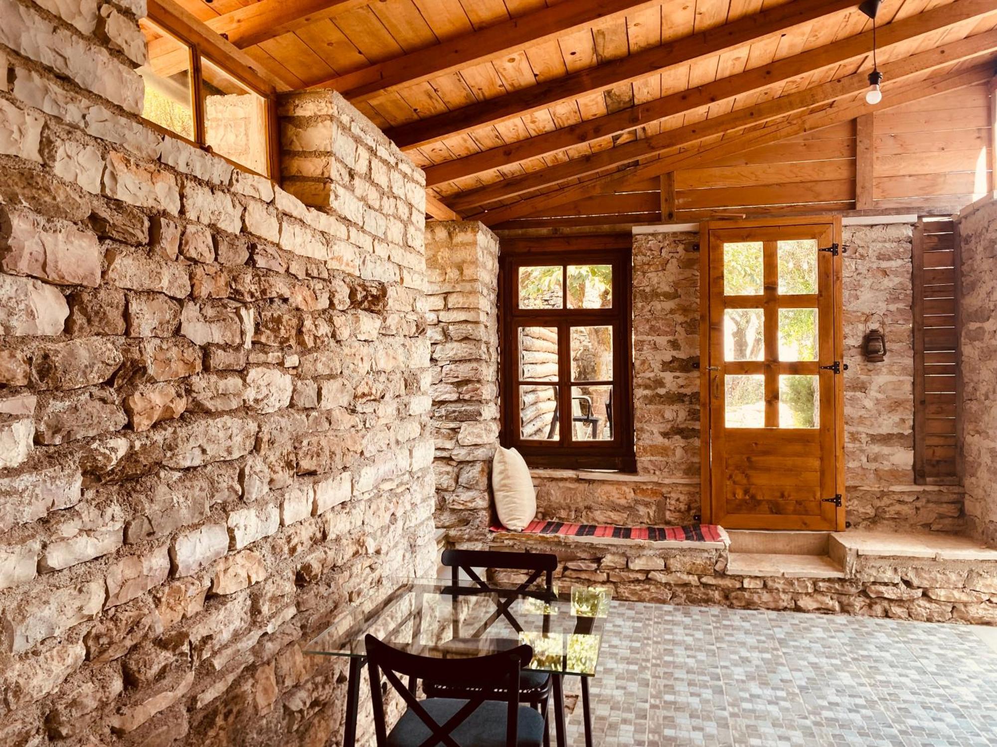 Vila Eri Gjirokastër Exterior foto