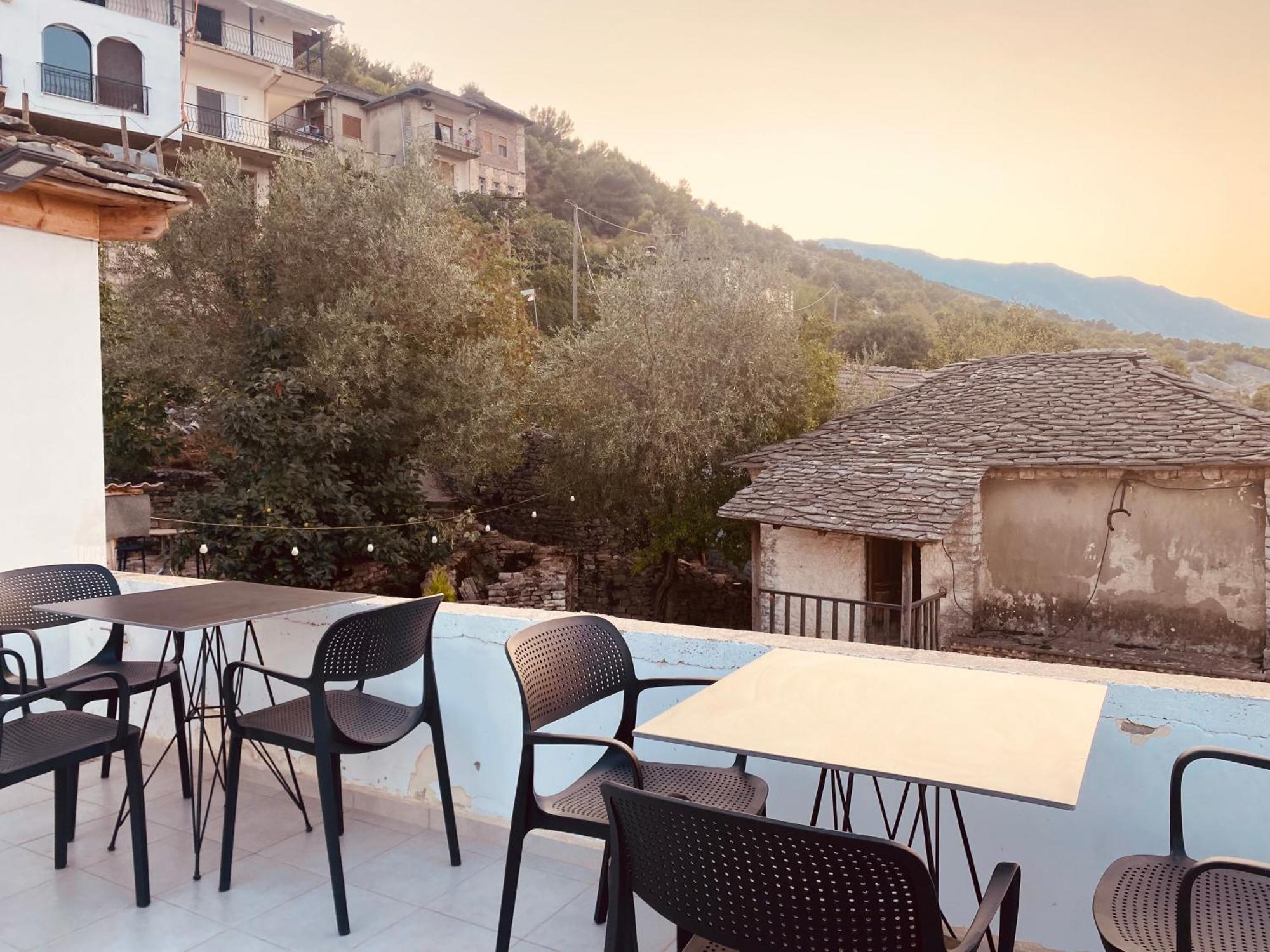 Vila Eri Gjirokastër Exterior foto